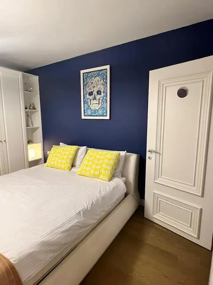 Double Room Central Apartment Tiran